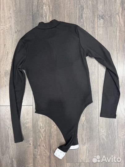 Боди женское черное с длинным рукавом в рубчик 44