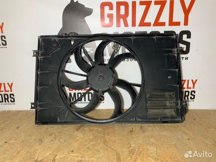 Вентилятор охлаждения радиатора Volkswagen Golf A6