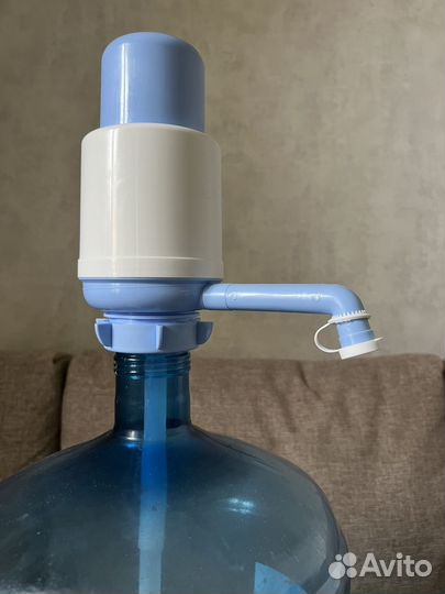 Помпа для воды 19 л с бутылкой