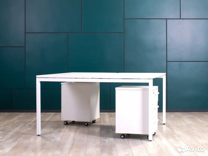 Комплект офисной мебели Россия