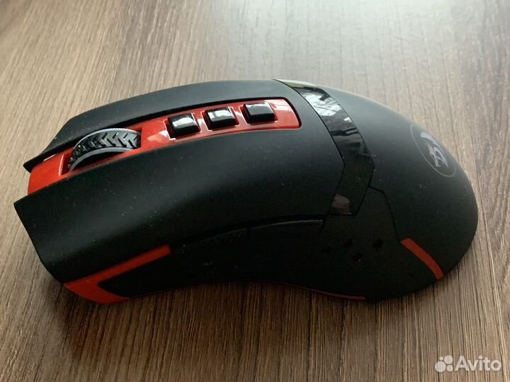 Беспроводная мышь Redragon Blade M692