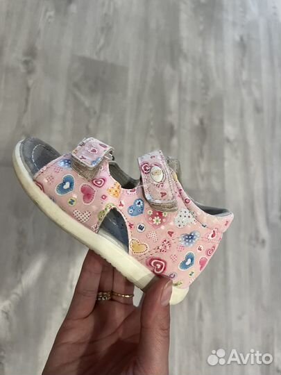 Детские сандали