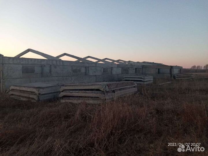 Здание под разбор