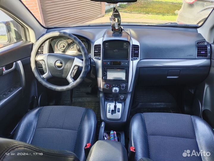 Chevrolet Captiva 3.2 AT, 2010, 136 000 км