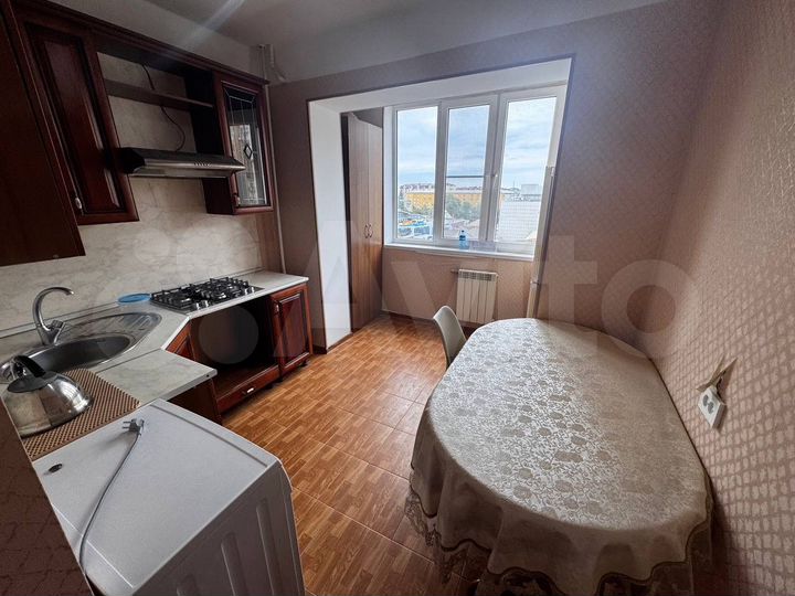 1-к. квартира, 45 м², 8/10 эт.