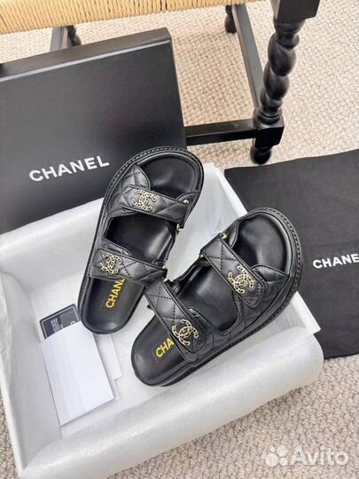 Шлепки Chanel