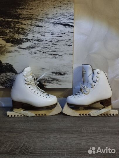 Фигурные коньки jackson