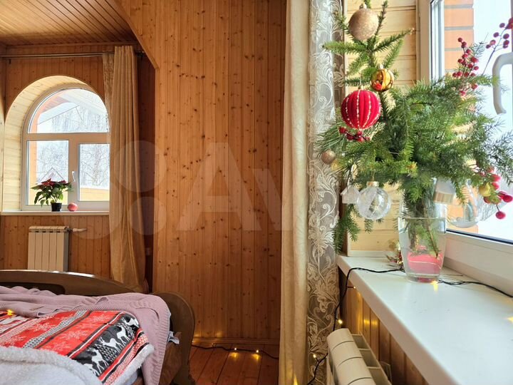 Дом 246 м² на участке 8,9 сот.