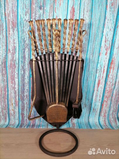 Каминный набор Щит-подставка Конь на 8 шампуров Ар