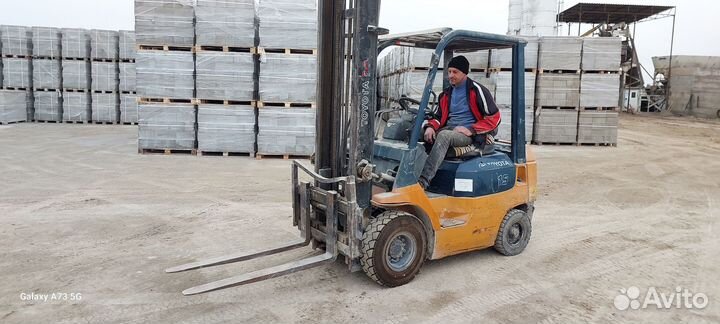 Вилочный погрузчик Toyota 42-7FG15, 2003