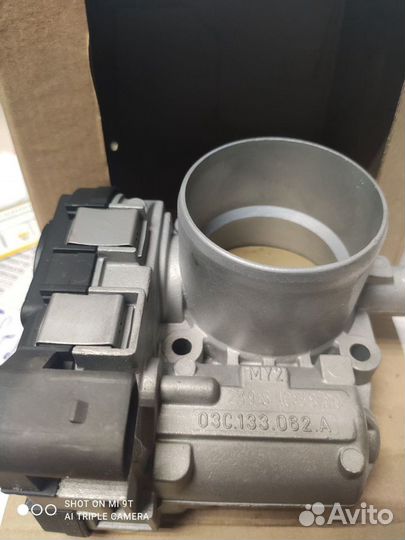 VAG Заслонка дроссельная электрическая оригинал