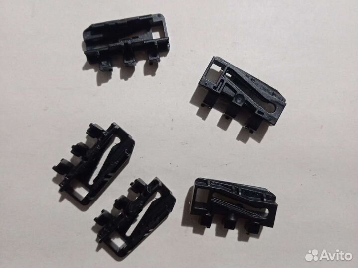 Нижняя часть зажима молдинга крыши BMW 5 F10 F11