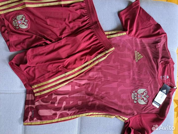 Футбольная форма adidas