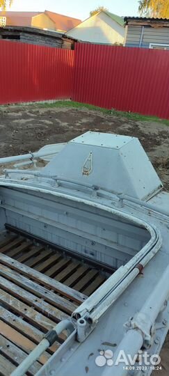 Продаётся лодка прогресс 2м