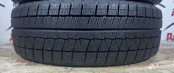 Bridgestone Blizzak Revo GZ 225/60 R17