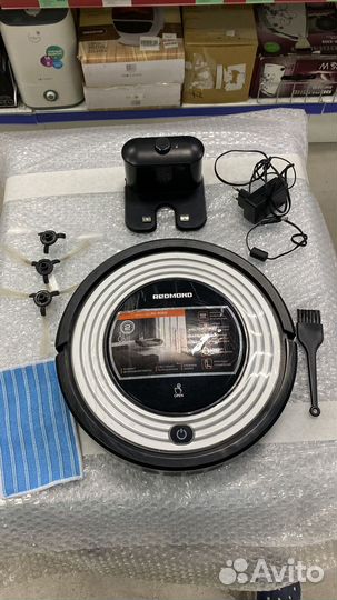 Робот-пылесос Redmond RV-R300 Black