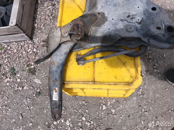 Рычаг подвески для левый Citroen Berlingo B9 9Н06