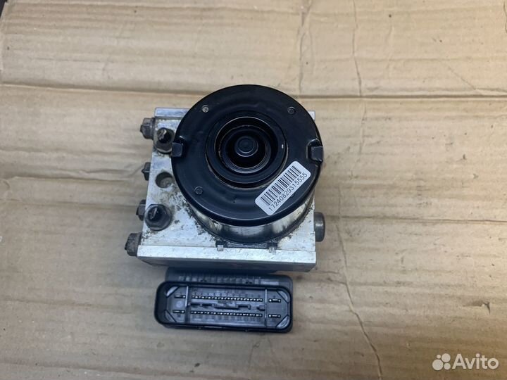 Блок ABS Volkswagen Golf 5 Plus