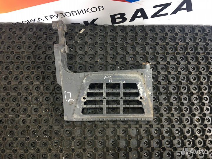 Кронштейн подножки левый Daf XF95