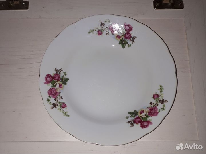 Тарелки 2 штуки