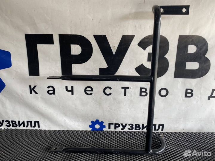 Кронштейн спойлера Volvo FH4 82423895