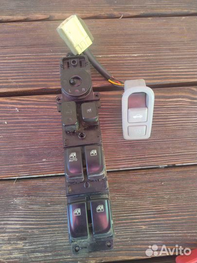 Блок стеклоподъемников Hyundai NF Sonata