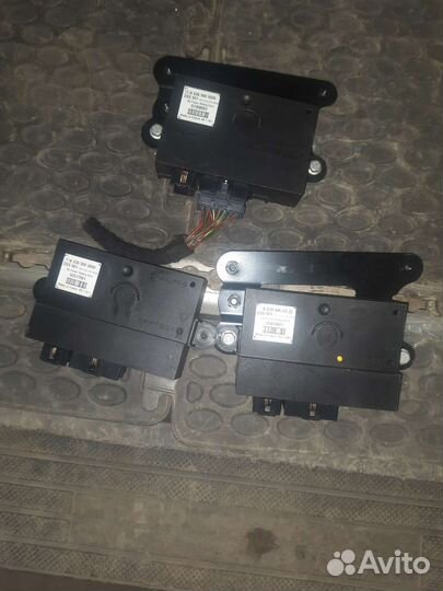 Блок управления сдвижной двери на мерседес 639