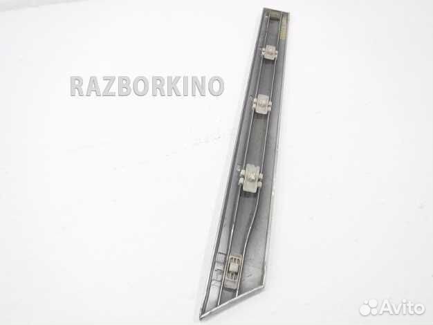 Молдинг двери задней левой Mercedes W203 C