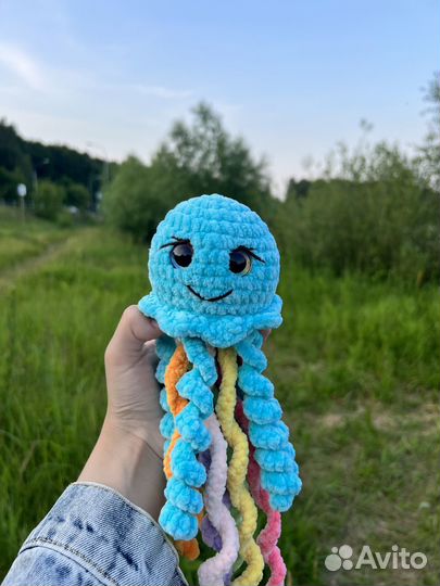 Вязаные Медузы Амигуруми. Ручная работа