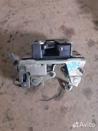 Замок двери задний правый Daewoo Nexia N100