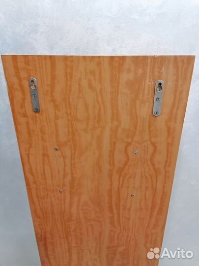 Вешалка настенная