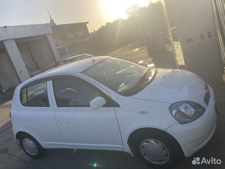 Toyota Vitz 1.0 AT, 2001, 213 500 км