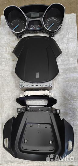 Козырек панели приборов Форд Куга