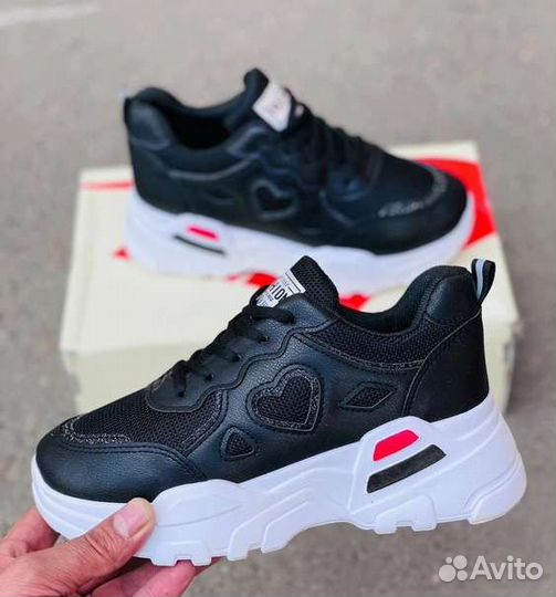 Кроссовки женские, новые. 36,37,38,39,40,41