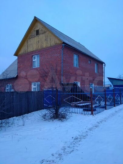 Коттедж 193 м² на участке 2,1 га