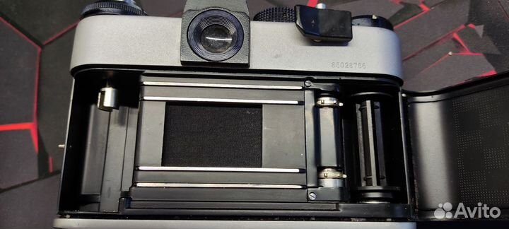 Плёночный фотоаппарат зенит ET на запчасти