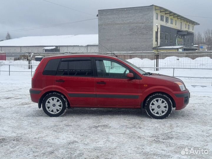 Ford Fusion 1.6 МТ, 2008, 81 000 км