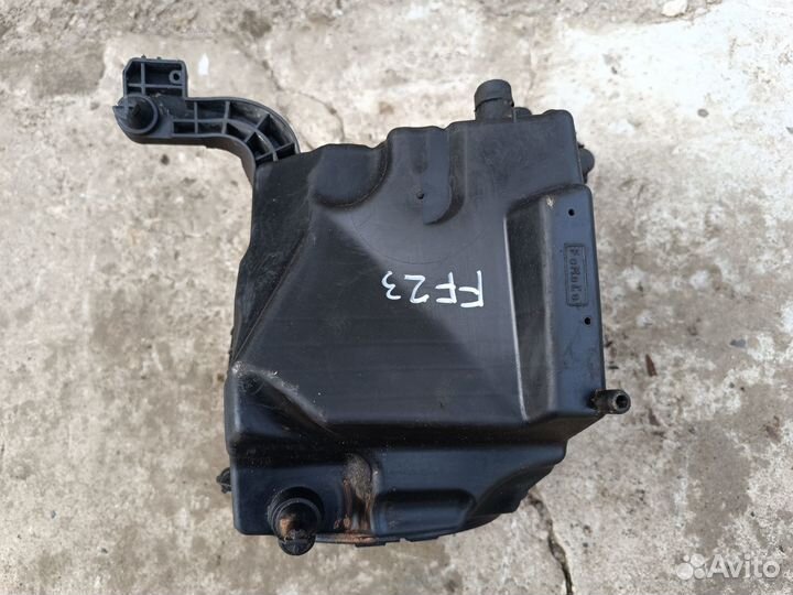 Корпус воздушного фильтра Ford Focus 2