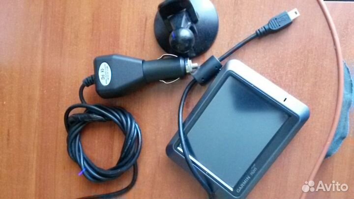 Навигатор Garmin nuvi 205