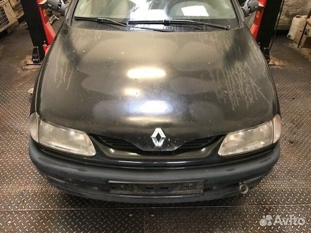Разбор на запчасти Renault Laguna