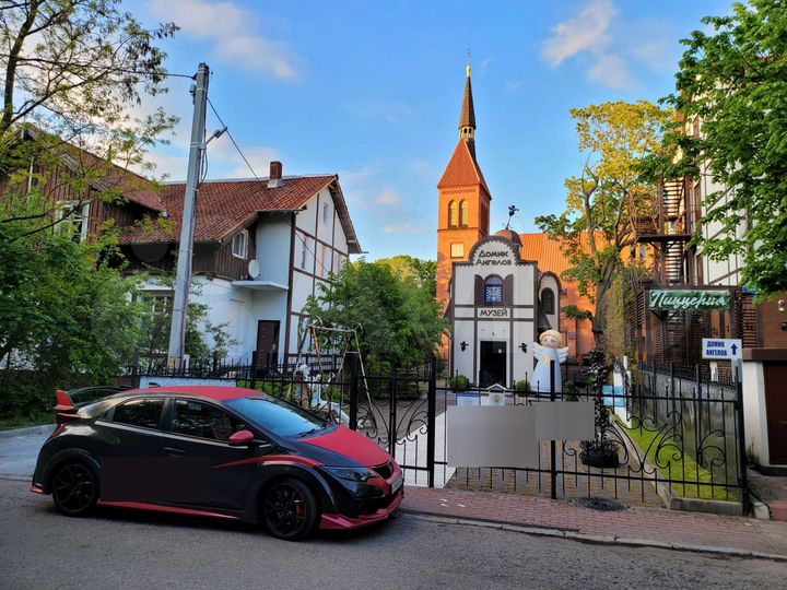 2-к. квартира, 80 м², 1/2 эт.