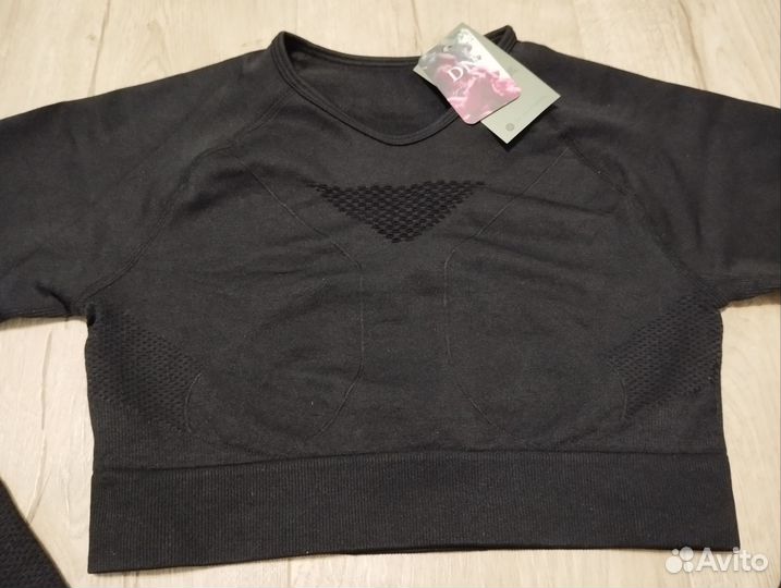 Рашгард женский новый S