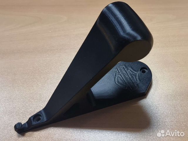 Вешалка для мотошлема