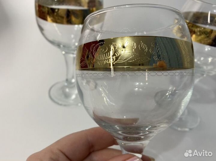 Бокалы, фужеры для вина