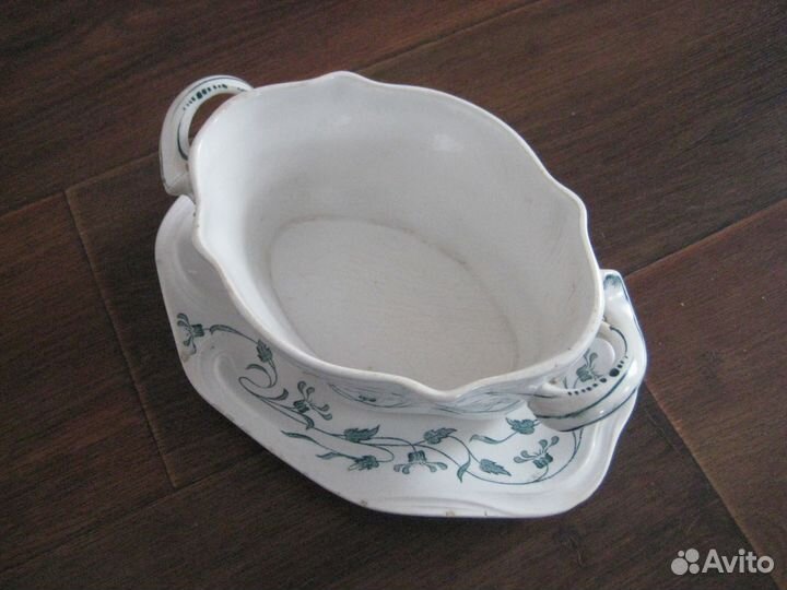 Предмет столового сервиза М.С. Кузнецова. 19 век