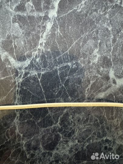Apple earpods lightning connector