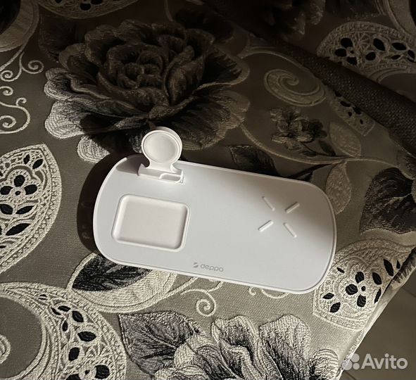 Беспроводная зарядка для iPhone