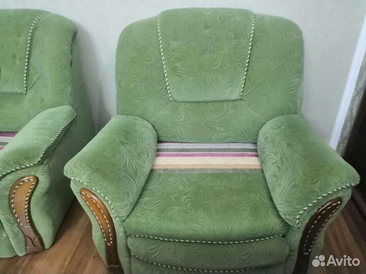 Диван и 2 кресла