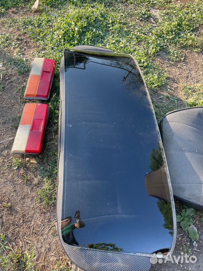 Заднее стекло ваз 2107