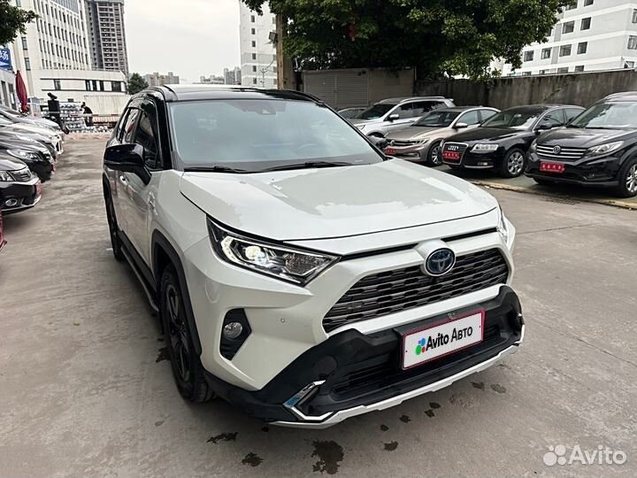 Toyota RAV4 2.0 CVT, 2021, 29 800 км